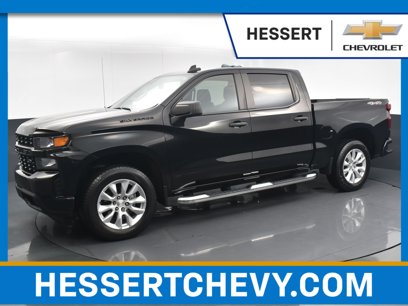 Certified 2022 Chevrolet Silverado 1500 Custom w/ LPO, Dark Essentials Package