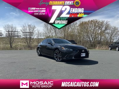 Used 2019 Lexus ES 350 F Sport w/ Accessory Package 2