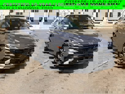 Used 2025 Hyundai Elantra SEL