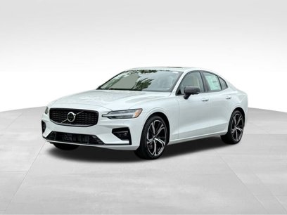 New 2024 Volvo S60 B5 Plus w/ Climate Package