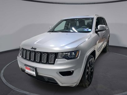 Used 2019 Jeep Grand Cherokee Altitude
