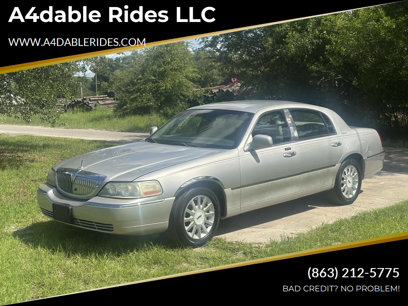 Used 2007 Lincoln Town Car Signature