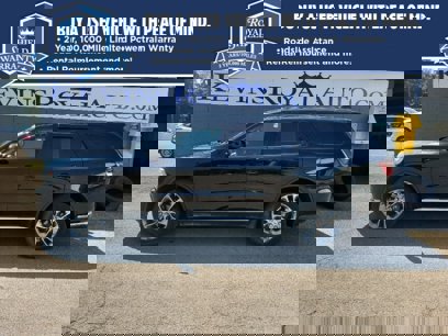 Used 2019 Dodge Durango SXT w/ 3rd Row Seating Group