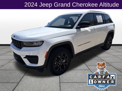 Used 2024 Jeep Grand Cherokee Altitude