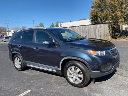 Used 2012 Kia Sorento LX w/ Third Row Pkg