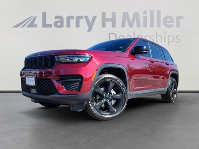 Used 2024 Jeep Grand Cherokee Altitude