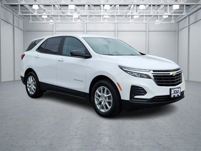 Used 2023 Chevrolet Equinox LS w/ LS Convenience Package