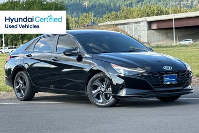 Used 2023 Hyundai Elantra SEL