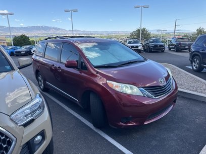 Used 2013 Toyota Sienna LE