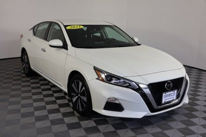 Used 2022 Nissan Altima 2.5 SV