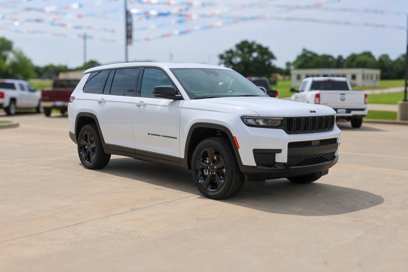 New 2025 Jeep Grand Cherokee L Altitude