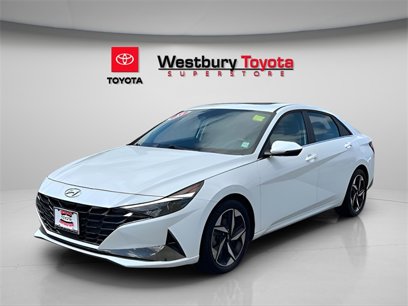 Used 2023 Hyundai Elantra Limited