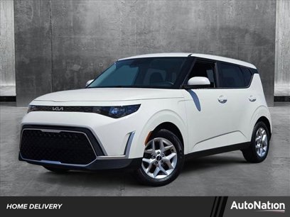 Used 2023 Kia Soul LX w/ LX Technology Package