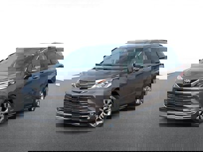 Used 2021 Toyota Sienna Platinum