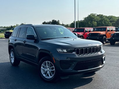 Certified 2024 Jeep Grand Cherokee Laredo X w/ Luxury Tech Group I