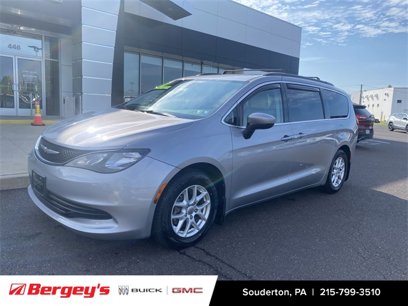 Used 2017 Chrysler Pacifica Touring