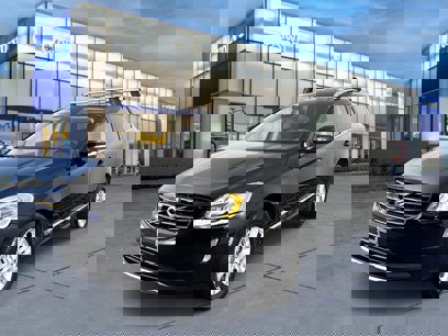 Used 2016 Volvo XC60 T5 Platinum w/ Protection Package