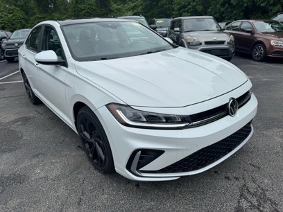 New 2025 Volkswagen Jetta SE