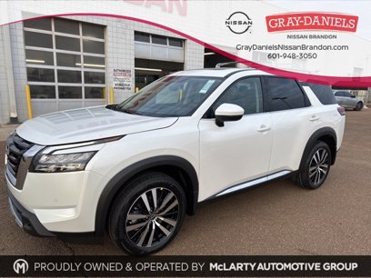 New 2025 Nissan Pathfinder Platinum