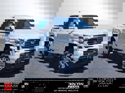 New 2025 Toyota Tacoma SR5