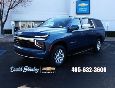 New 2025 Chevrolet Suburban LS