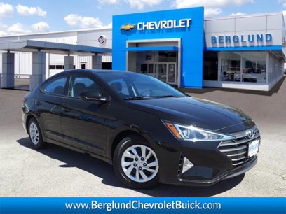 Used 2020 Hyundai Elantra SE w/ Convenience Package (C2)