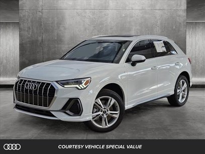 New 2024 Audi Q3 2.0T Premium Plus