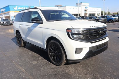 New 2025 Ford Expedition Platinum w/ Stealth Appearance Package