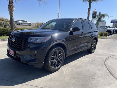 New 2025 Ford Explorer ST-Line
