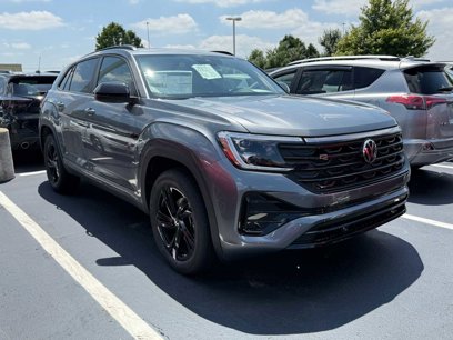 New 2025 Volkswagen Atlas Cross Sport SEL R-Line