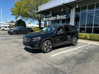 New 2025 Mercedes-Benz GLB 250