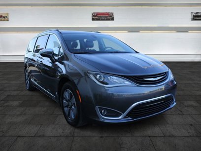 Used 2018 Chrysler Pacifica Limited