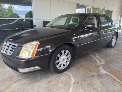 Used 2008 Cadillac DTS w/ Trunk Convenience Package