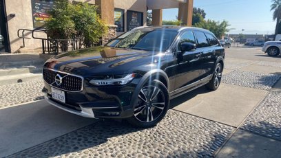 Used 2018 Volvo V90 T5 Cross Country w/ Convenience Package