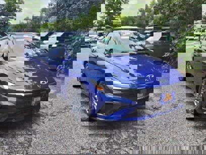 Certified 2024 Hyundai Elantra Blue