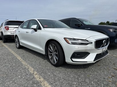 Used 2020 Volvo S60 T6 Momentum