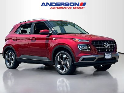 New 2025 Hyundai Venue SEL