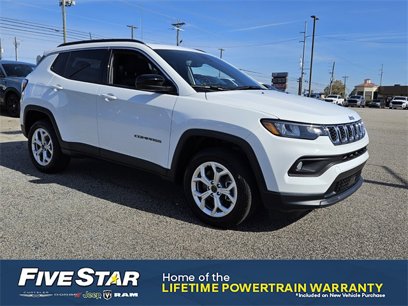 New 2025 Jeep Compass Latitude w/ Sun and Sound Group