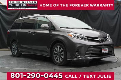 Used 2018 Toyota Sienna XLE