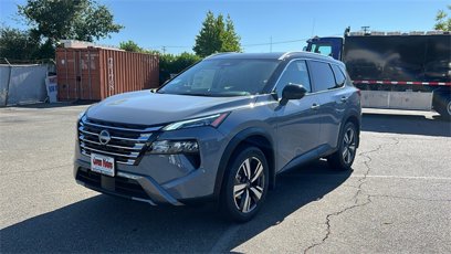 New 2025 Nissan Rogue SL