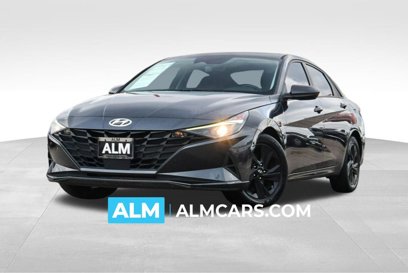 Used 2021 Hyundai Elantra SEL w/ Convenience Package