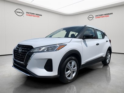 New 2025 Nissan Kicks Play S