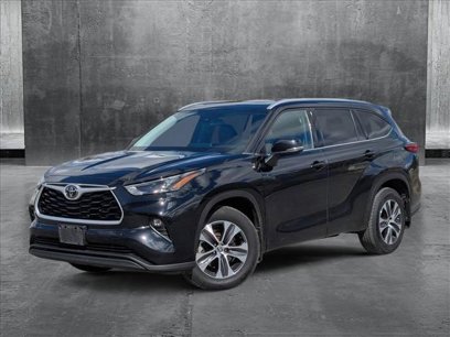 Used 2022 Toyota Highlander XLE