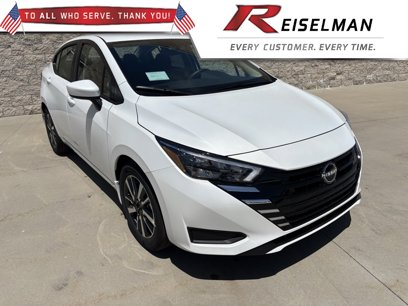 New 2025 Nissan Versa SV w/ Trunk Package