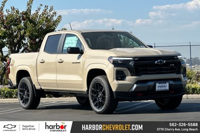New 2024 Chevrolet Colorado Z71 w/ LPO, Dark Essentials Package