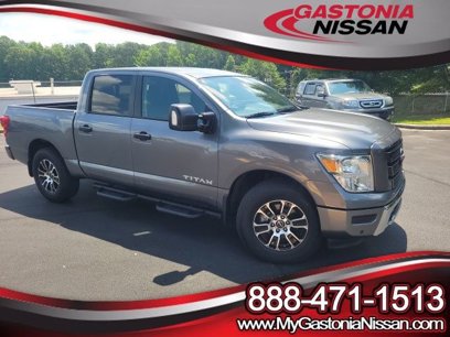 Used 2024 Nissan Titan SV w/ SV Convenience Package
