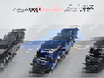 New 2024 Toyota Highlander Limited