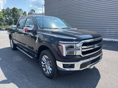 New 2025 Ford F150 Lariat w/ Equipment Group 502A High