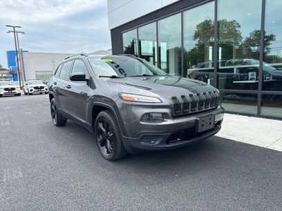Used 2016 Jeep Cherokee Sport w/ Cold Weather Group
