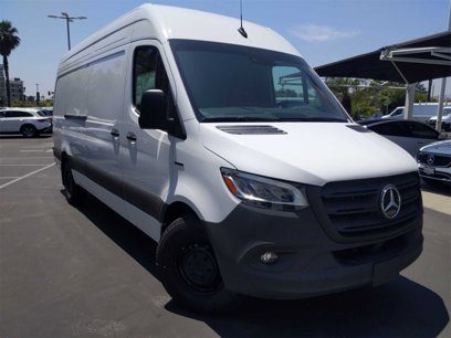 New 2024 Mercedes-Benz eSprinter 170 Cargo